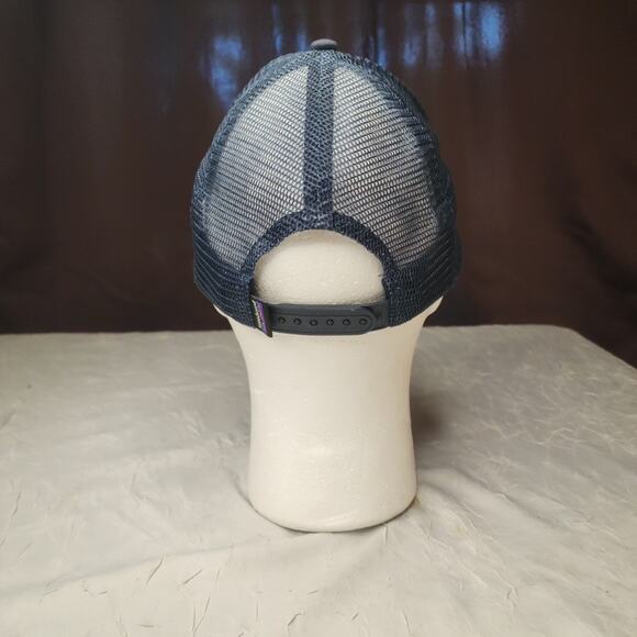 Patagonia Mens Fitz Roy Trout Trucker Hat Cap Blue Fish Adjustable Snapback Mesh - Picture 4 of 7